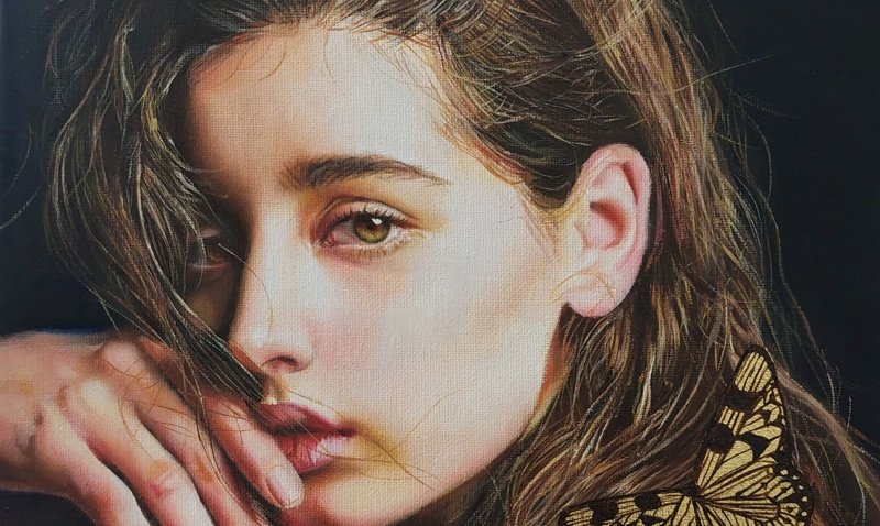 Quand la lumière devient silence : l’arrivée de Simona Zecca