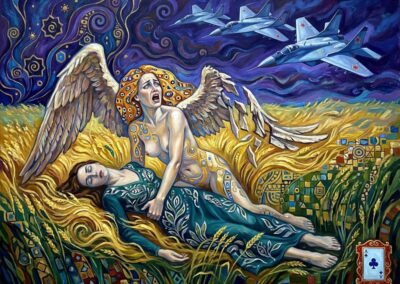 Peinture d'Anya Katarina Sokolova-Gassner : un ange hurle de douleur au-dessus d'une femme allongée dans un champ de blé, tandis que des avions de chasse survolent un ciel sombre.